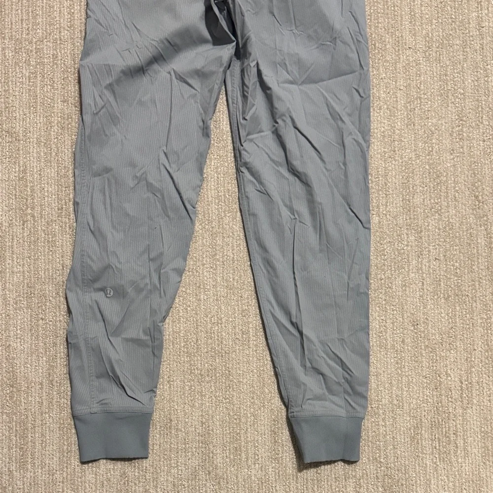 lululemon athletica lightweight joggers